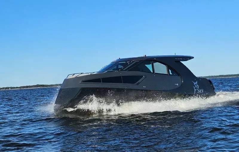 Nobilis HT1000: первый 11-метровый алюминиевый катер построен в Ломоносове