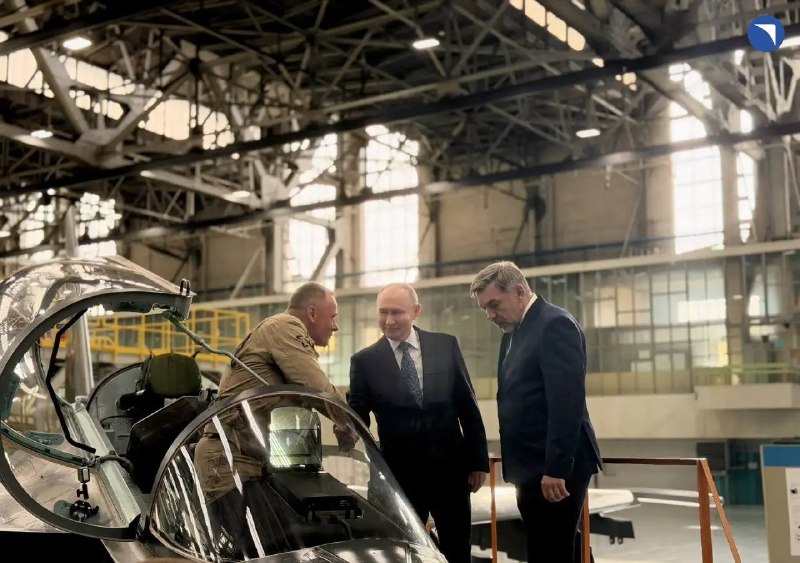 Владимиру Путину впервые продемонстрировали модернизированный Як-130М