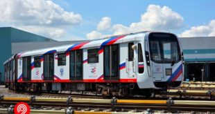 В московском метро запустили тематический поезд к выборам в Госдуму