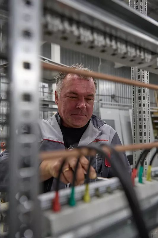 В Санкт-Петербурге началось производство отечественных промышленных частотных преобразователей
