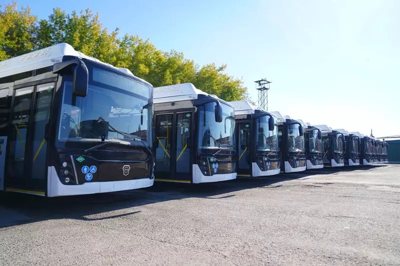 Кузбасс получил первые 12 из 37 новых низкопольных автобусов Кузбасс получил первые 12 из 37 новых низкопольных автобусов