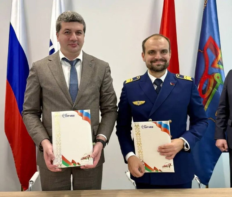 «Туполев» и Минский завод №407 подписали соглашения по обслуживанию Ту-154