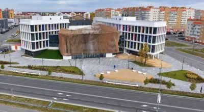 В Новом Уренгое открылась крупнейшая в Арктике детская школа искусств