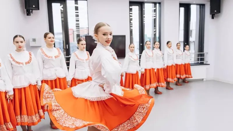 В Новом Уренгое открылась крупнейшая в Арктике детская школа искусств