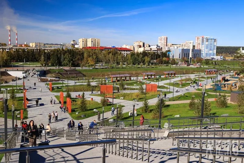 В Кемерове открыли новый парк с мостом и памятником Александру Невскому