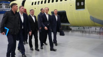 Денис Мантуров ознакомился с производством МС-21 и Як-130М в Иркутске