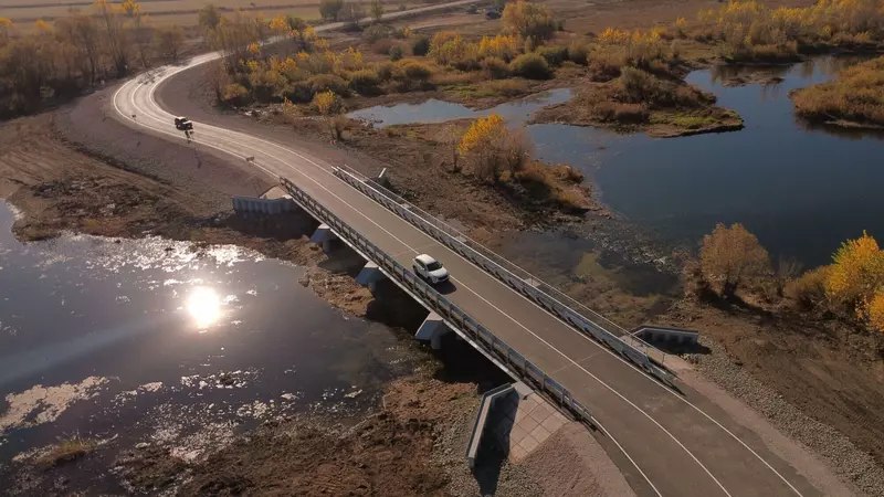 В Орске после капремонта открыли движение по мосту через реку Орь В Орске после капремонта открыли движение по мосту через реку Орь