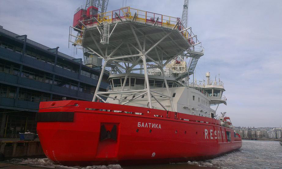 Инновационное судно-ледокол "Балтика" готово к передаче аварийно-спасательному флоту России