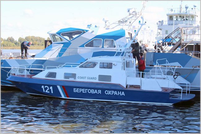 Судзавод «Вымпел» (Рыбинск) спустил на воду третий в серии катер проекта 21850 «Чибис» для ФСБ РФ (фото)