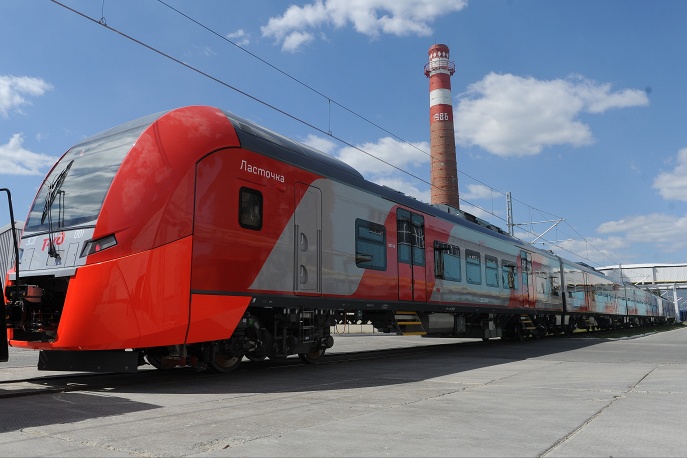 В Свердловской области выпустили первый российско-германский электропоезд "Ласточка"