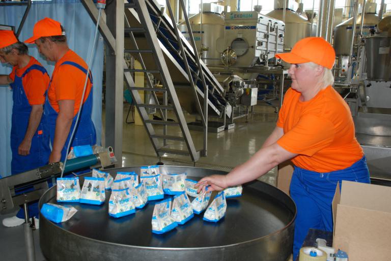 Минусинский молокозавод запустил две линии по изготовлению и упаковке творога и сыров