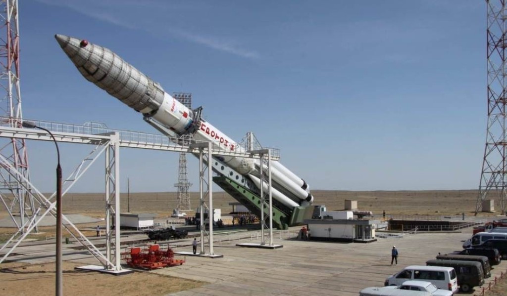 Спутник «Ямал-401» доставлен на Байконур
