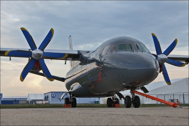 Самарский «Авиакор» передал российским военным Ан-140-100