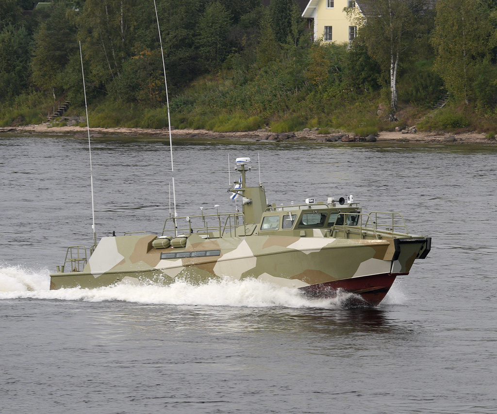 Военно-морскую базу в Новороссийске пополнили еще два быстроходных катера «Раптор»