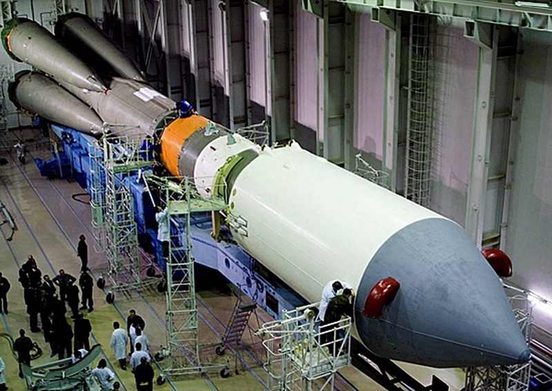 На космодром Плесецк доставлен российский космический аппарат нового поколения