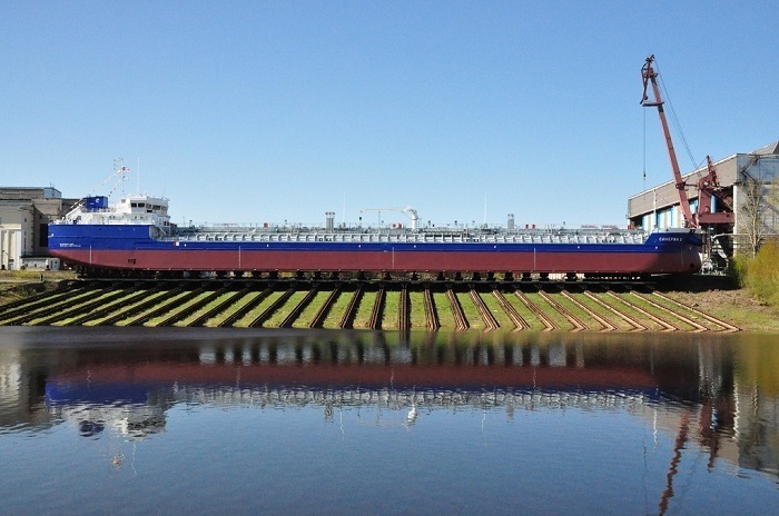 Cпущен на воду танкер «Синержи 2» проекта RST27