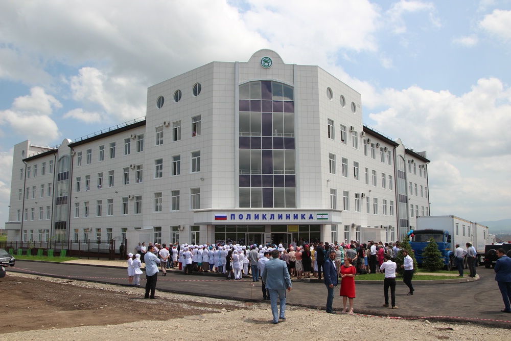 В Ингушетии торжественно открыто новое здание городской поликлиники