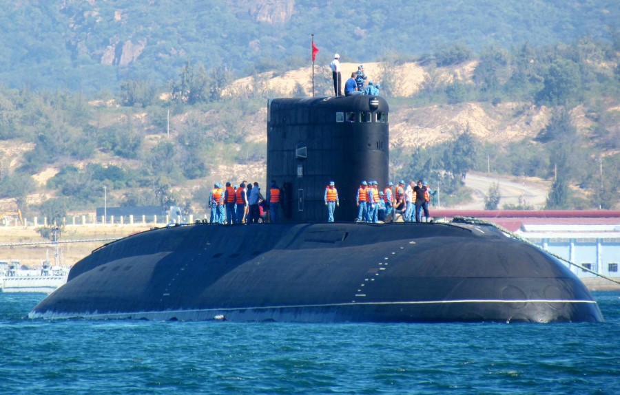 Во Вьетнам прибыла четвертая российская подводная лодка проекта 636.1