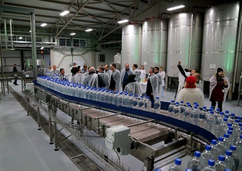 В Алтайском крае на на Бочкаревском заводе запущена линия розлива безалкогольной продукции