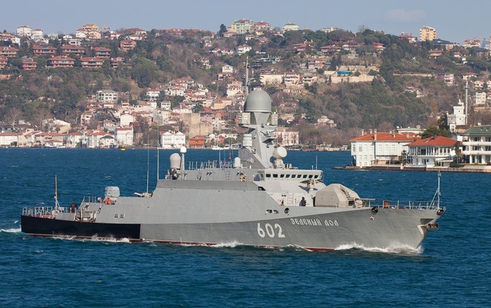 Два корабля Черноморского флота направляются в Средиземное море