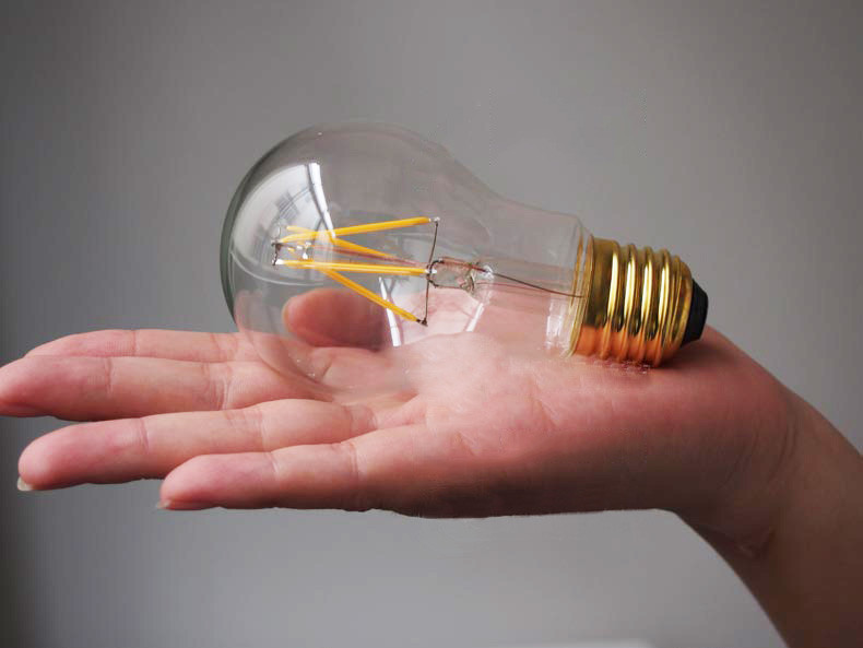 В Мордовии началось производство светодиодных филаментных ламп с повышенной светоотдачей мощностью 9 ватт