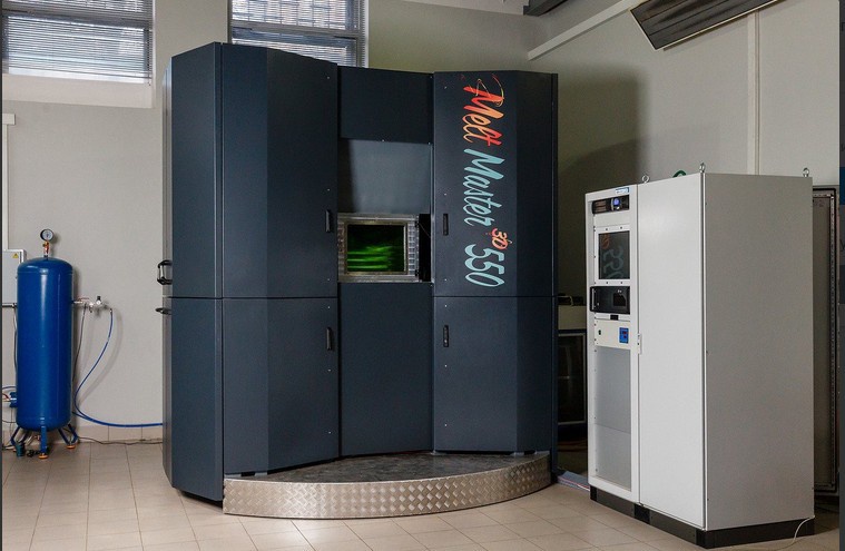 Первый отечественный промышленный 3D-принтер для металлических изделий показан компанией «Росатом»