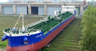 Нижегородский завод «Красное Сормово» спустил на воду свой двадцатый «сверхполный» танкер — продуктовоз