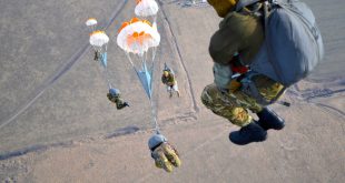 «Виртуальные» парашюты освоят бойцы ВДВ