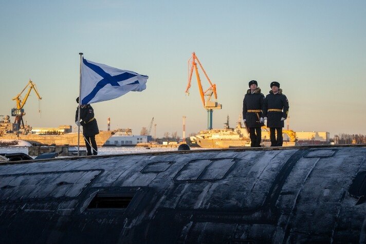 Передача атомного подводного крейсера "Архангельск" Военно-морскому флоту России