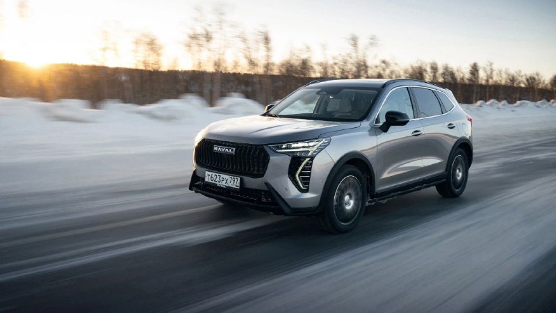 LADA Niva Travel среди лидеров продаж SUV в России