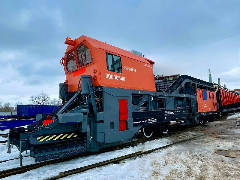 Новое поколение снегоуборочных поездов: СМ-7Н от АО «Трансмаш»