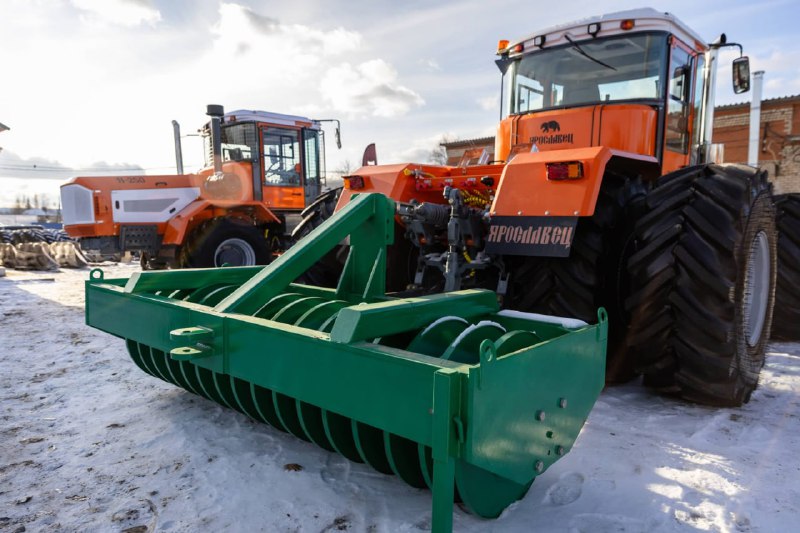 Запуск нового трактора в Ярославле: «Ярославец» Я-250СХ