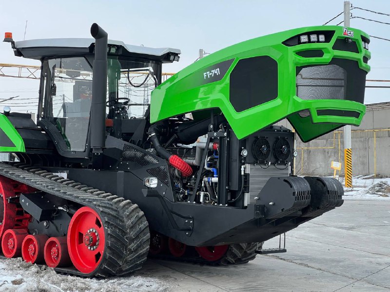Новый трактор FT-7 от ДСТ-Урал