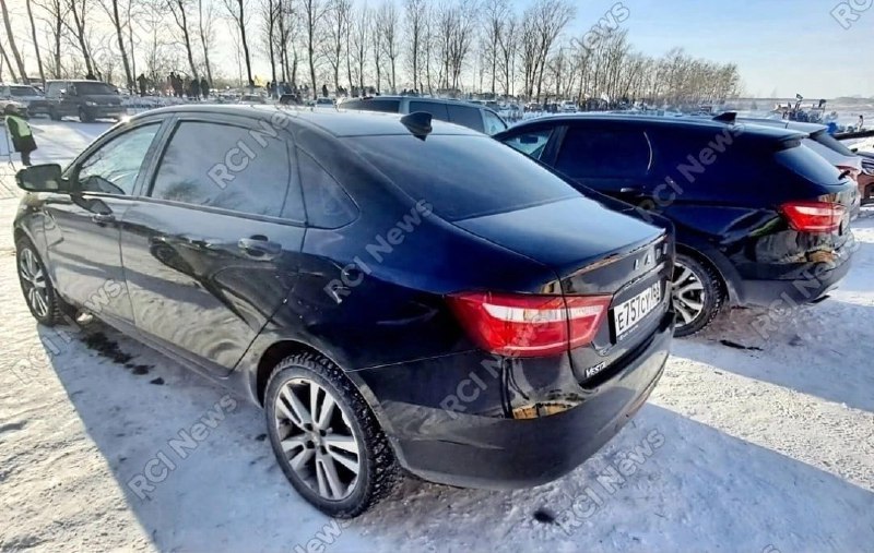 Максим Соколов пересел на новый бизнес-седан LADA Aura