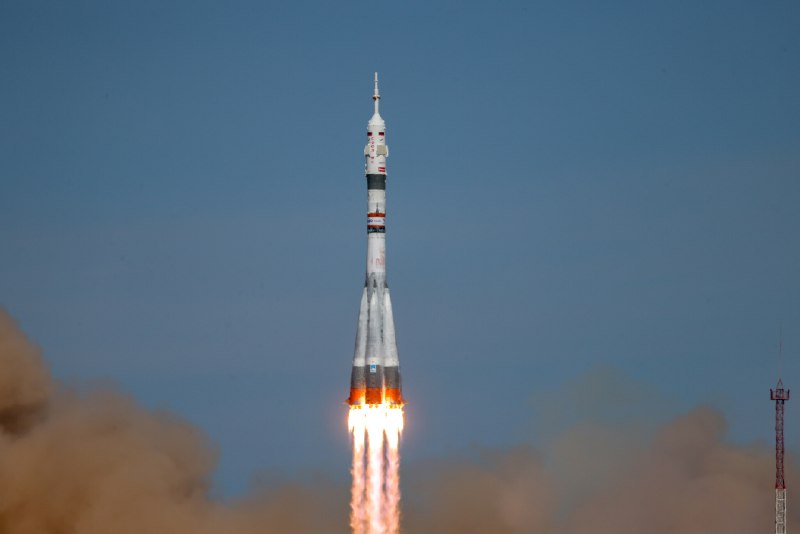 Прибытие нового экипажа на МКС: «Союз МС-27» успешно причалил