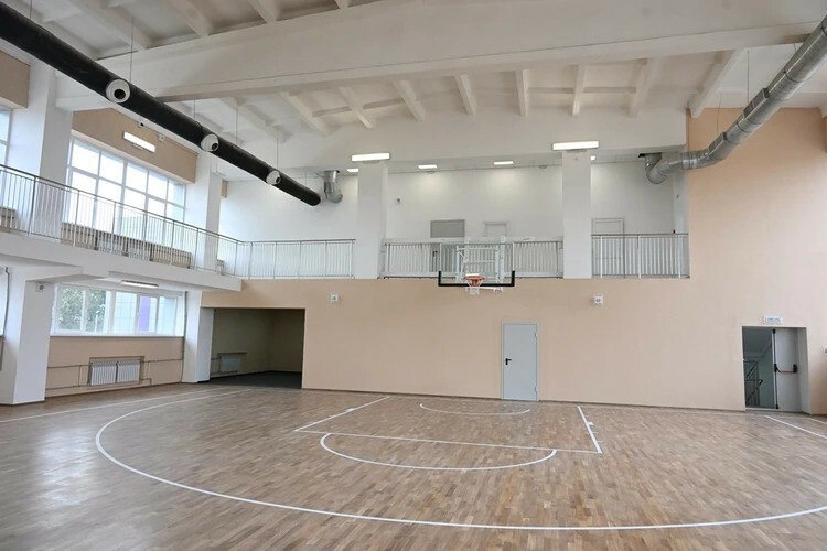 Обновленный дворец спорта «Юность» в Докучаевске