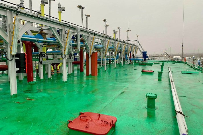 Завершено строительство российского плавучего нефтехранилища «Необетон-3»