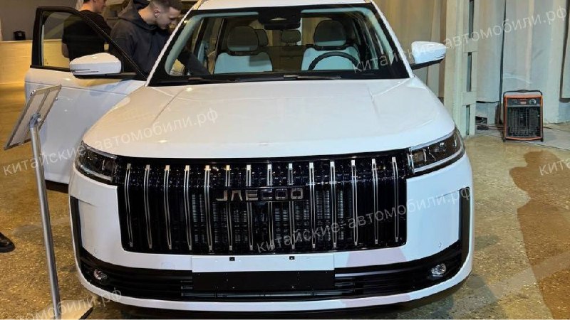 Старт продаж компактного кроссовера Jaecoo J5 в России запланирован на лето 2025 года