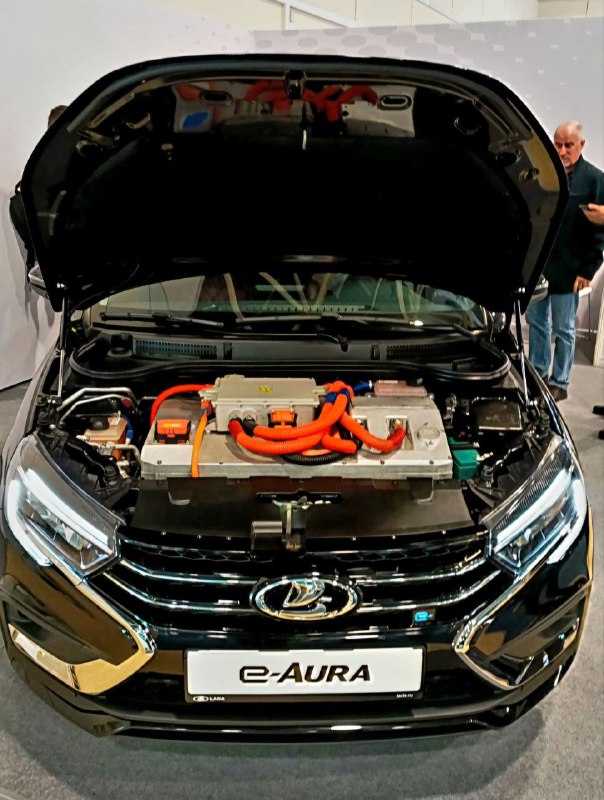 Объявлен электроседан LADA e-Aura: быстрее бензиновой версии на 4,5 секунды