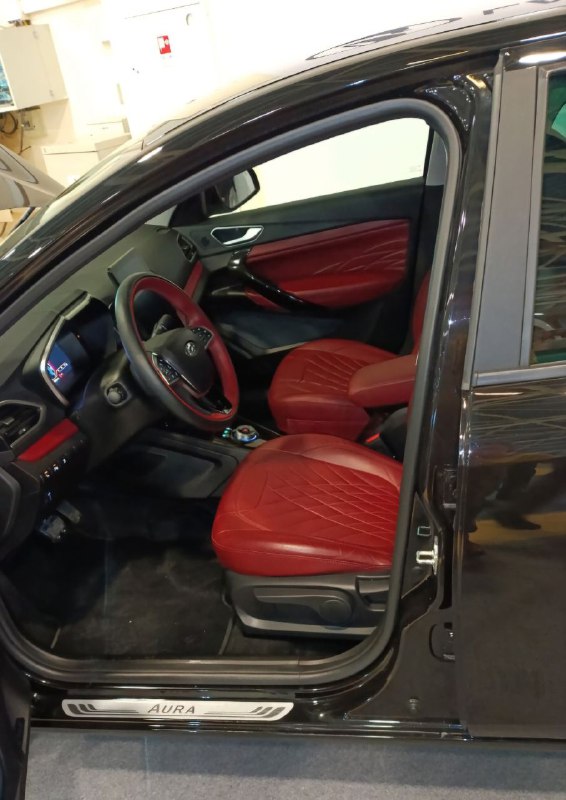 Объявлен электроседан LADA e-Aura: быстрее бензиновой версии на 4,5 секунды