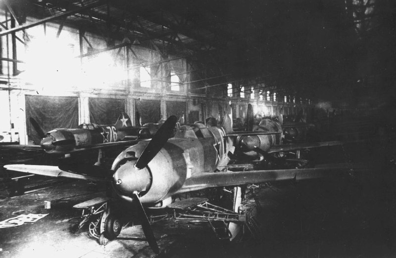 История создания и боевого применения легендарного истребителя Ла-5