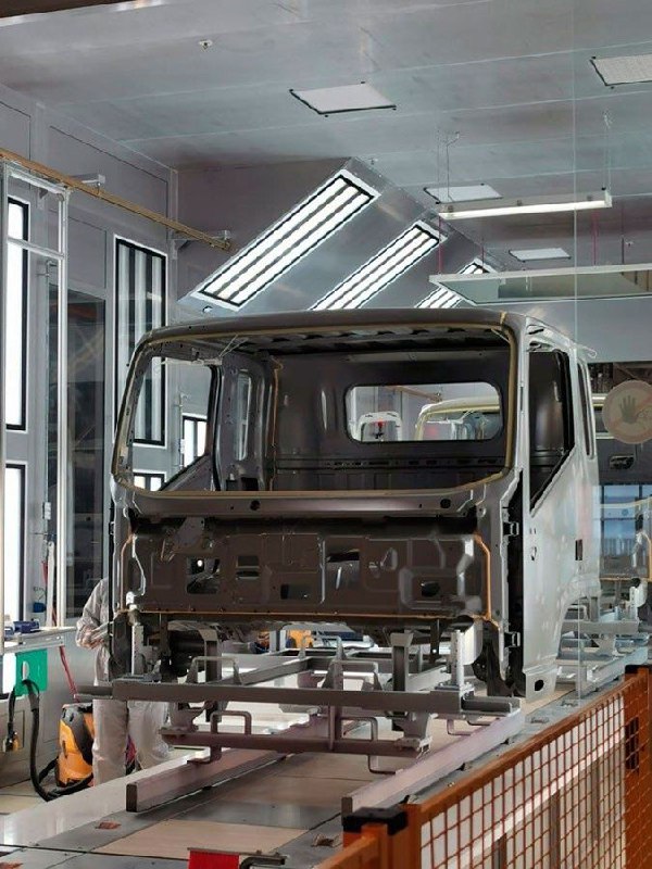 КАМАЗосовершенствовал процесс покраски грузовых автомобилей 'Компас' КАМАЗосовершенствовал процесс покраски грузовых автомобилей 'Компас'