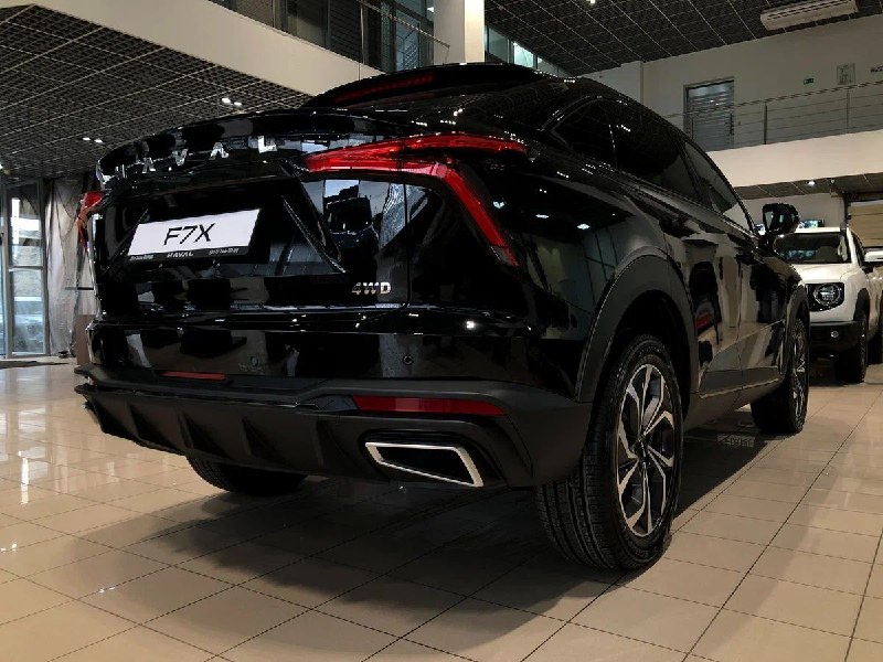Новый Haval F7x подешевел в России перед началом продаж