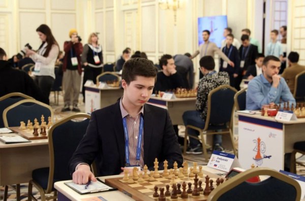 Молодой российский шахматист победил на чемпионате Азии по блицу