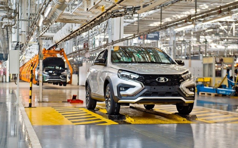 Возобновление производства LADA на автозаводах после двухнедельного простоя Возобновление производства LADA на автозаводах после двухнедельного простоя
