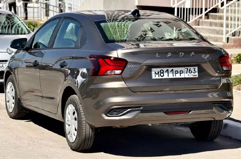 Новые детали и первые фото базовой версии LADA Iskra
