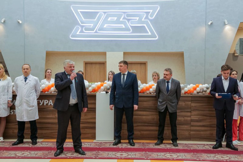 История преданности и вклада Владимира Рощупкина в развитие Уралвагонзавода и Нижнего Тагила