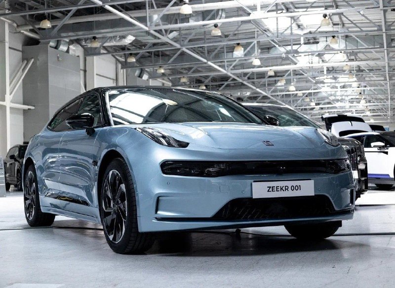 Geely EX5 вошел в топ-5 популярных электромобилей в России в апреле 2025 года