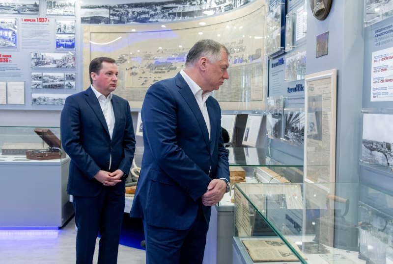 Вице-премьер РФ посетил судостроительные предприятия в Северодвинске