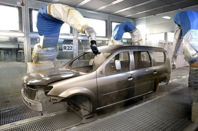 Лада Largus достигла отметки 50 тысяч выпущенных автомобилей на новом заводе в Ижевске